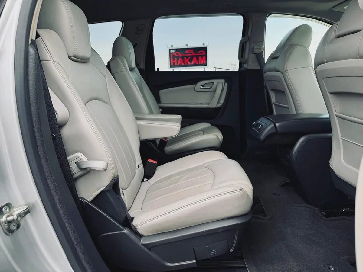CHEVROLET TRAVERSE | 2009 | FULL OPTION | CLEAN CAR FRESH JAPAN IMPORT