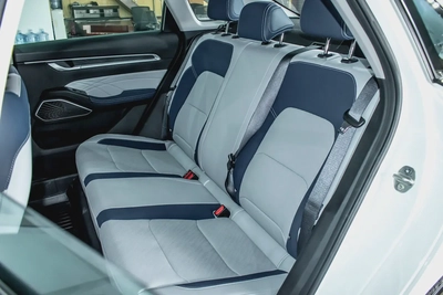 GEELY WARRANTY 2028 / 150,000 KM | SUNROOF | LEATHER | 1.5 GCC | AED 650 PM-16