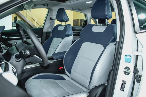GEELY WARRANTY 2028 / 150,000 KM | SUNROOF | LEATHER | 1.5 GCC | AED 650 PM
