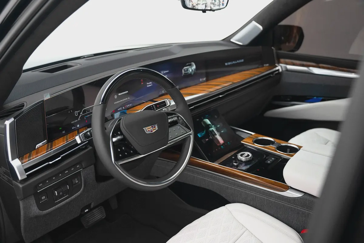 2025 CADILLAC ESCALADE 600 SPORT PLATINUM WITH WARRANTY AND SERVICE CONTRACT-6-6