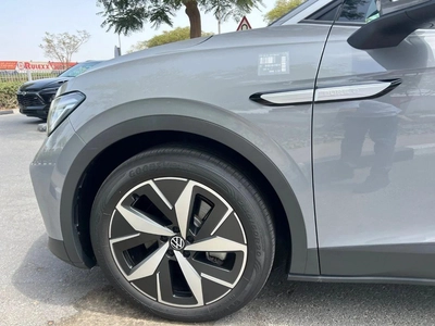 Volkswagen ID.4 CROZZ PURE PLUS-8