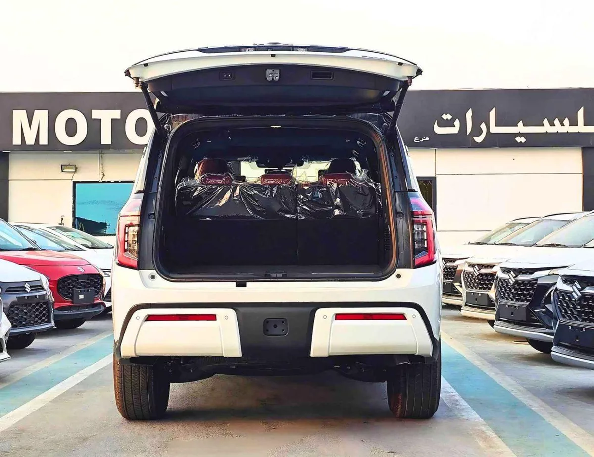 Nissan Patrol SE PLATINUM DUAL TONE || 3.8L PETROL V6 4WD | FULL OPTION (CODE # NPSEP)-5-0