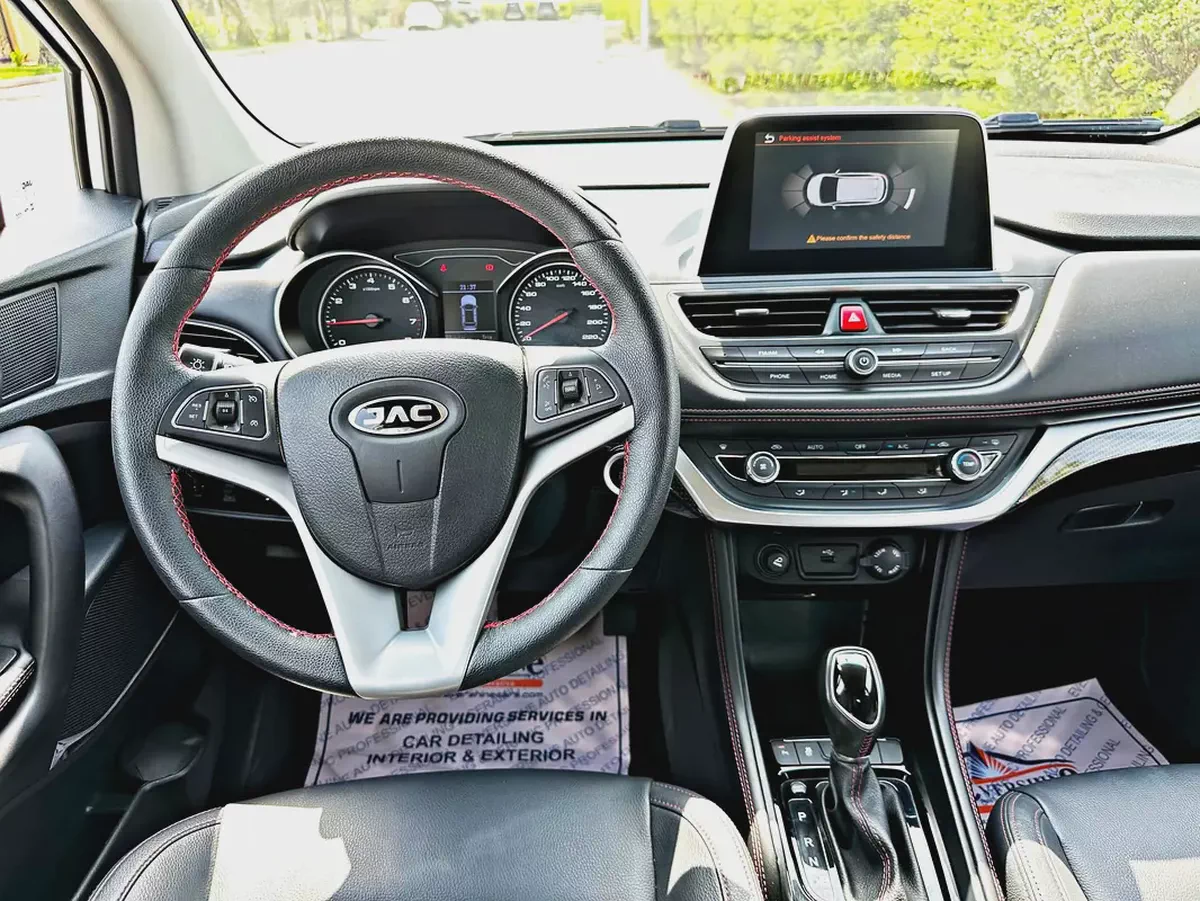 JAC S3 Plus 2023 Luxury GCC Cash, Bank Finance and Inhouse finance available-2-2