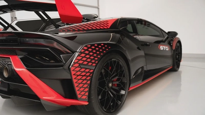 2021 LAMBORGHINI HURACAN STO-12