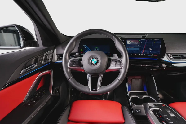 BMW X2 -SDrive 18i-2025-GCC-BMW Warranty and Service Till 2030- M Sport Package-well maintained