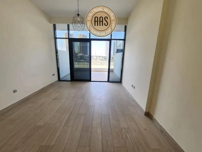 Lagoon, Burj Khalifa view Ultra Modern Brand Studio with Ac, All 5 Star Amenities free-9