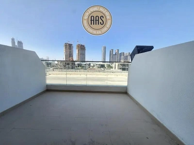 Lagoon, Burj Khalifa view Ultra Modern Brand Studio with Ac, All 5 Star Amenities free-13