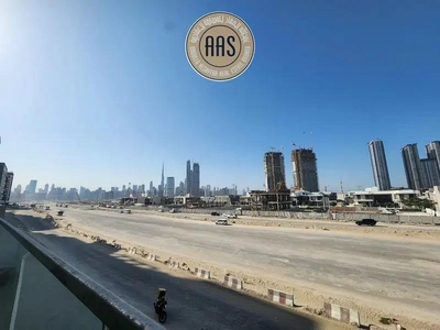 Lagoon, Burj Khalifa view Ultra Modern Brand Studio with Ac, All 5 Star Amenities free-3