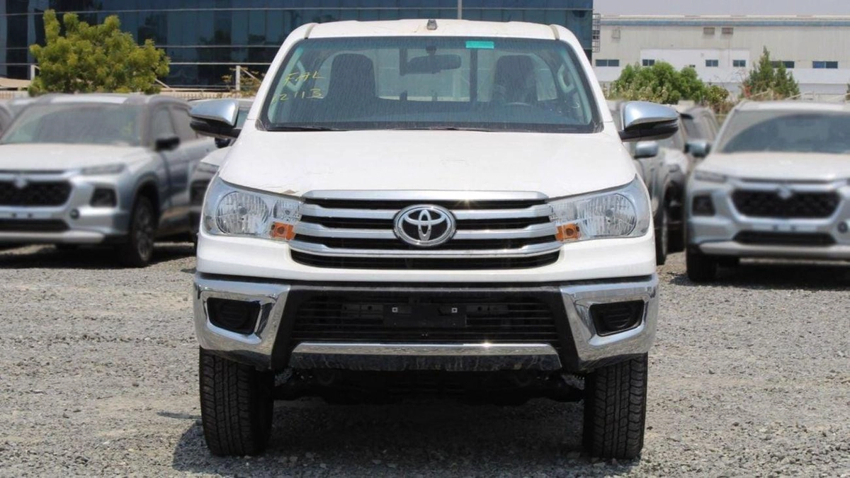 Toyota Hilux GL HILUX 2.7L MANUAL-1-0