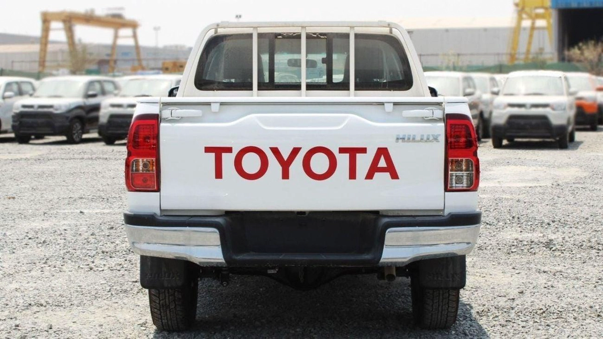 Toyota Hilux GL HILUX 2.7L MANUAL-4-0