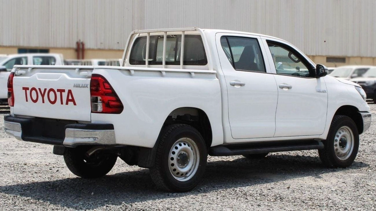 Toyota Hilux GL HILUX 2.7L MANUAL-5-0