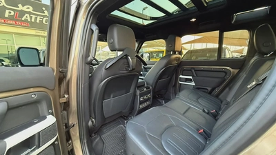 Land Rover Defender 110 SE P400 2022 | American Specs | Clean Title Pristine Condition-12