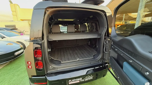 Land Rover Defender 110 SE P400 2022 | American Specs | Clean Title Pristine Condition