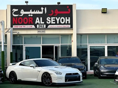 Nissan GT-R Premium 2016 GCC Specs-6