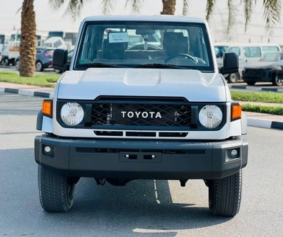 Toyota Land Cruiser Pick Up 4.0L PETROL AUTOMATIC DOUBLE CABINE 2024 GCC-15