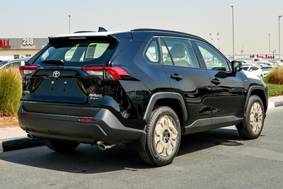 TOYOTA RAV4 XLE HYBRID-10