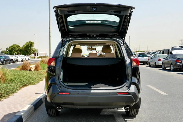 TOYOTA RAV4 XLE HYBRID