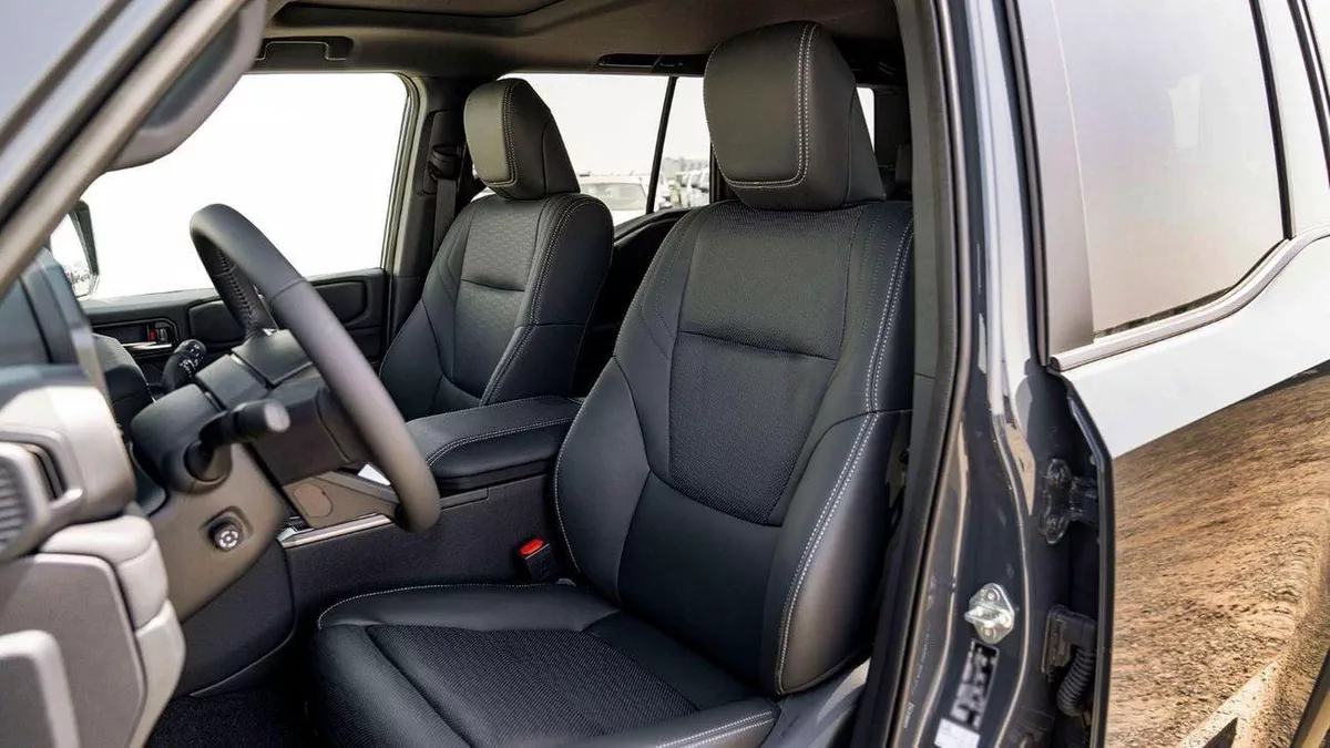 Toyota Prado VXR FULL OPTION-3-0