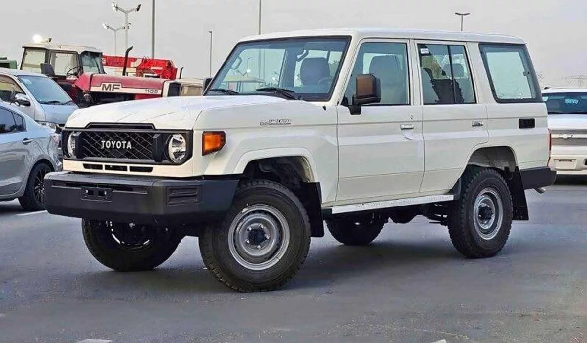 Toyota Land Cruiser 70 LC76 DX Toyota Land Cruiser Hardtop 4.2L diesel 5doors 2024-1-0