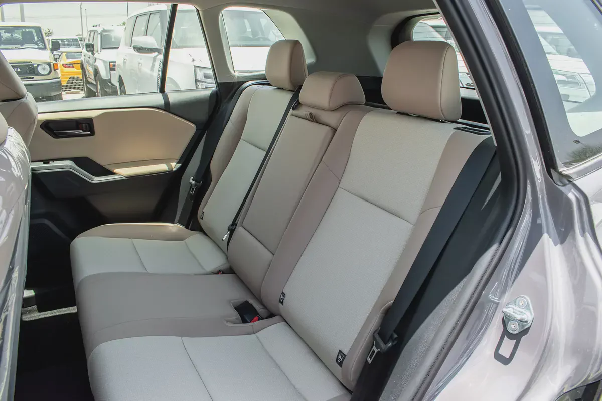 2026 Toyota RAV4 XLE 2.0  | GCC Specs |-5-5