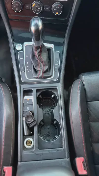 Volkswagen Golf GTI S 2014 GCC Specs - Well Maintained-11