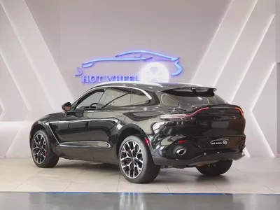 2022 - Aston Martin DBX 550 - Prestige Condition - No accidents for 499,000.00 AED-3