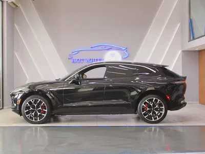 2022 - Aston Martin DBX 550 - Prestige Condition - No accidents for 499,000.00 AED-4