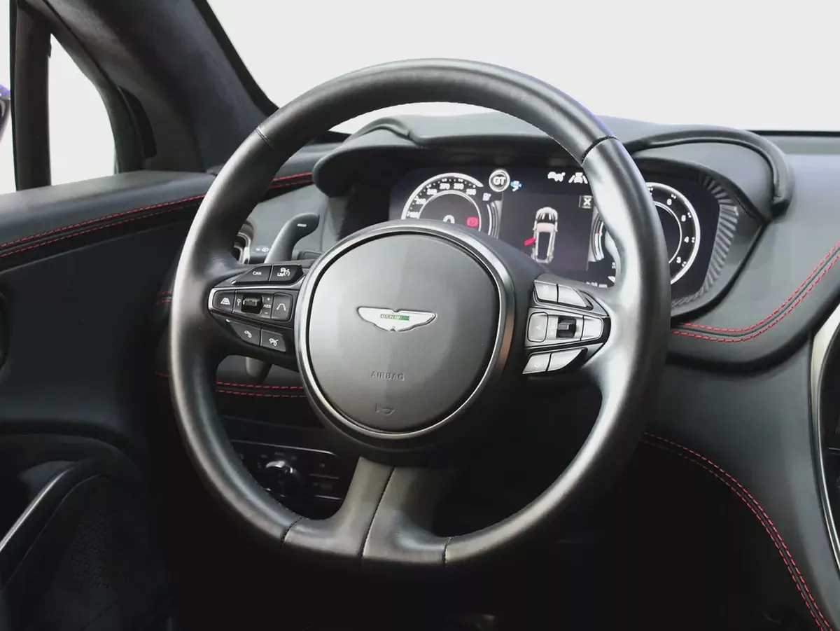 2022 - Aston Martin DBX 550 - Prestige Condition - No accidents for 499,000.00 AED-12-12