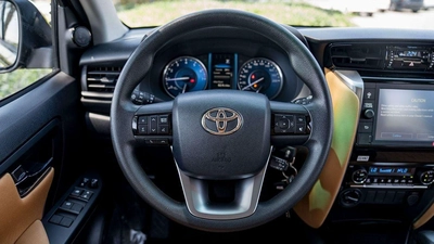 Toyota Fortuner GX2 4X4 2.7L-18