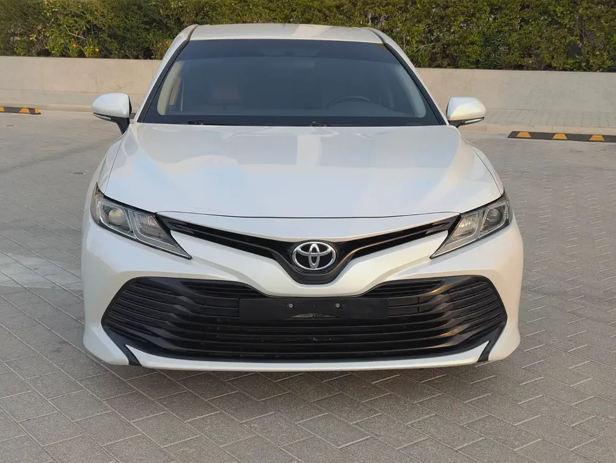 Toyota Camry 2020 GCC Premium Condition Low KM MID Option Family Sedan Also Avaliable With Bank Fina-4-4