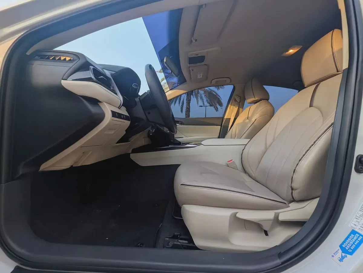 Toyota Camry 2020 GCC Premium Condition Low KM MID Option Family Sedan Also Avaliable With Bank Fina-6-6