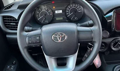 Toyota Hilux GLX Toyota Hilux HILUX SC 2.7L 4X4-12