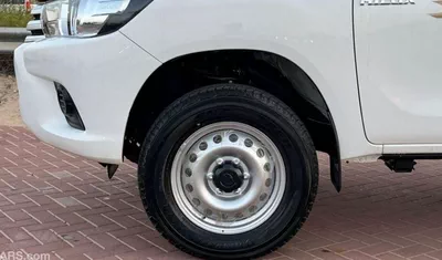 Toyota Hilux GLX Toyota Hilux HILUX SC 2.7L 4X4-5