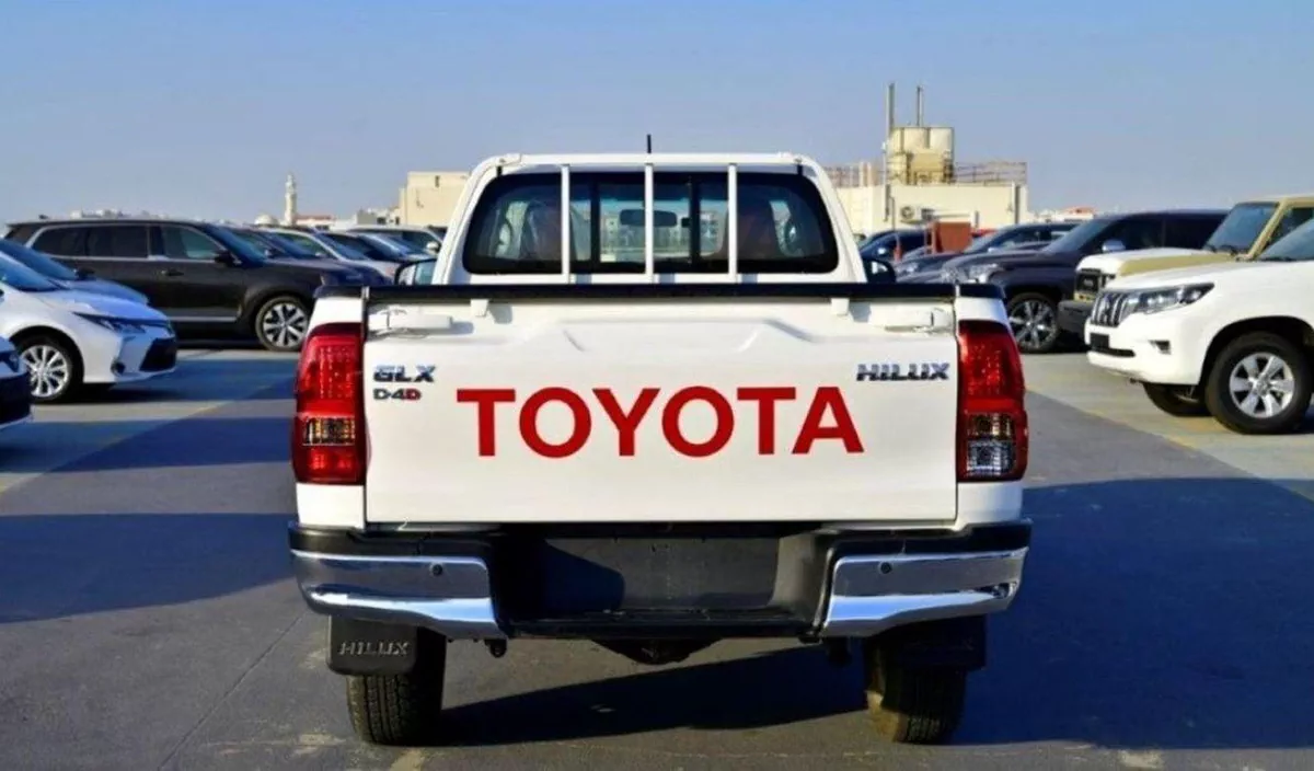 Toyota Hilux GLX Toyota Hilux HILUX SC 2.7L 4X4-2-0