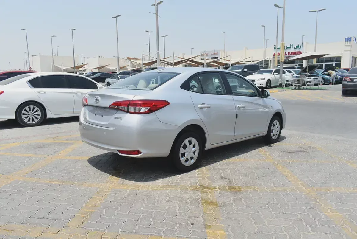 Used Toyota Yaris 1.5L SE 2022-1-1