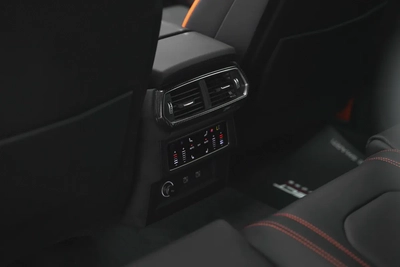 2025 LAMBORGHINI URUS SE-14