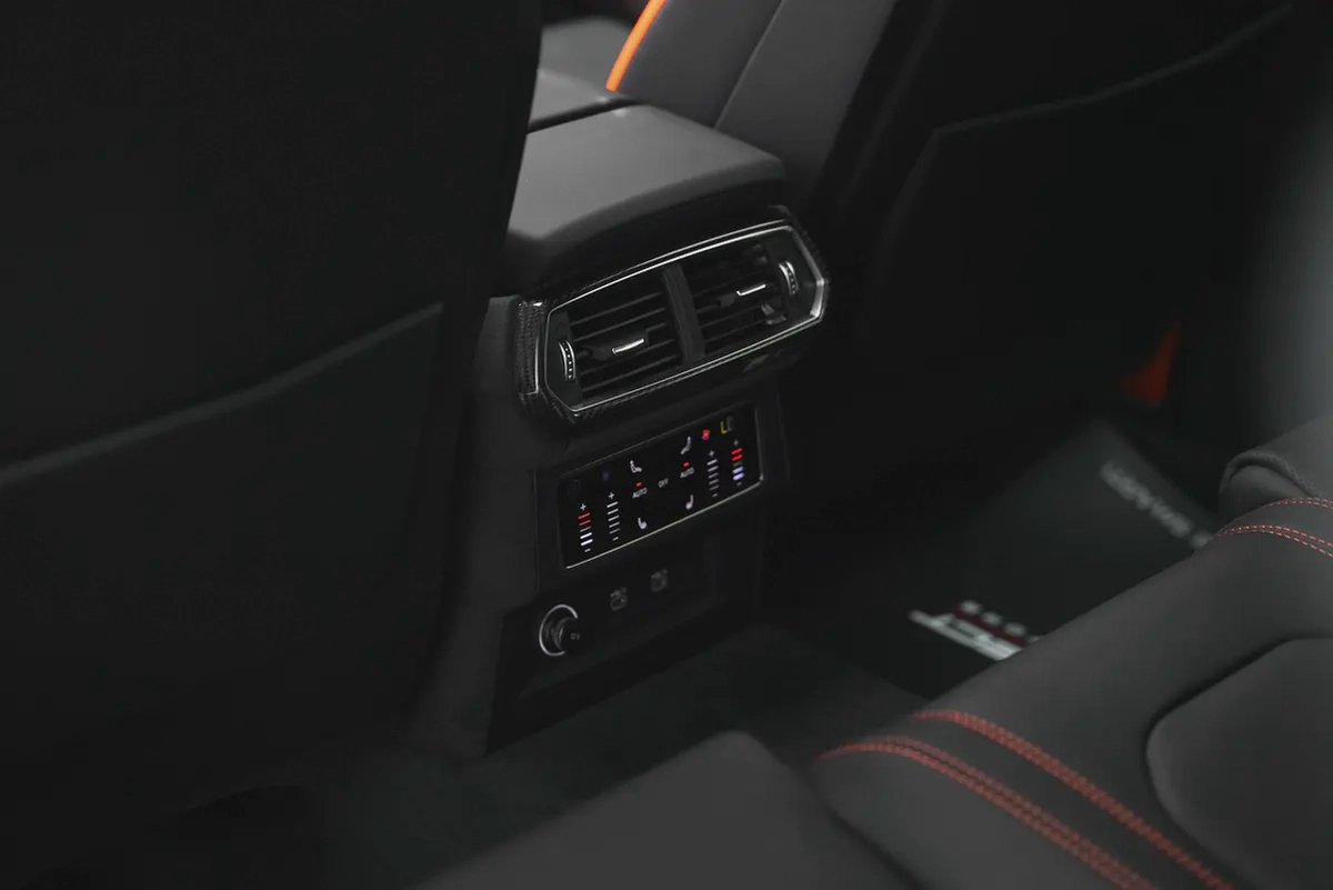 2025 LAMBORGHINI URUS SE-14-14