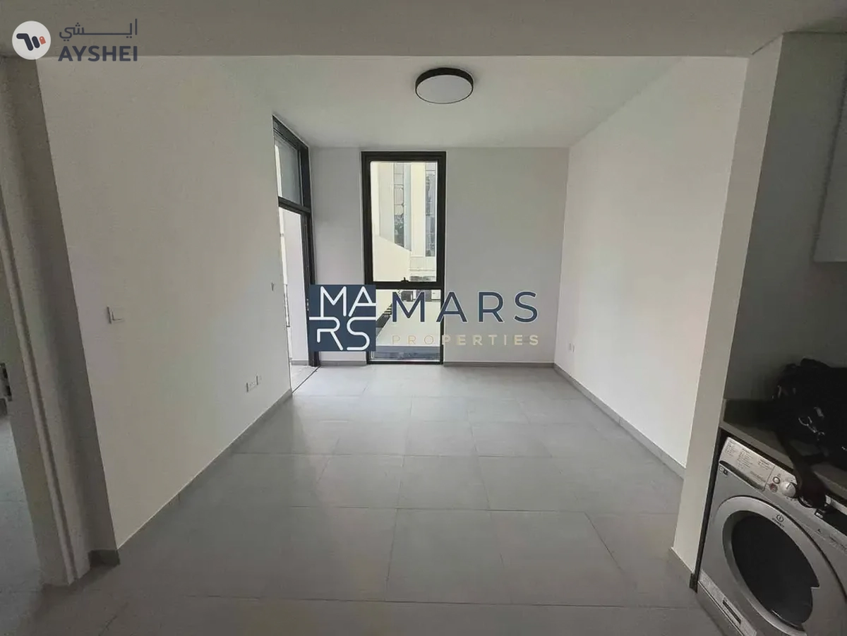 The Capacious 1BHK with Balcony & Pool View for Sale