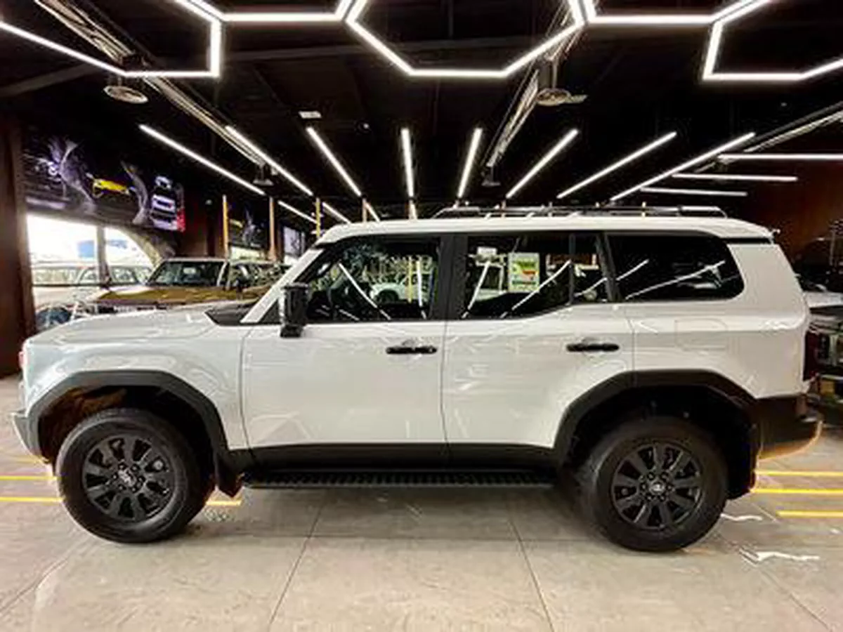 Toyota Prado ADVENTURE GCC Specs-1-1