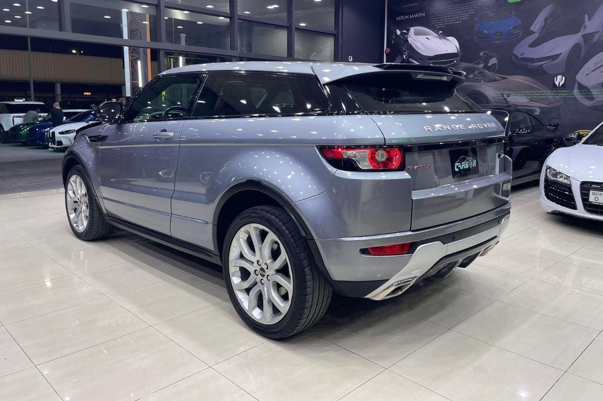 Land Rover Range Rover Evoque STD Dynamic Plus 2.0L (3 Door)-6-6
