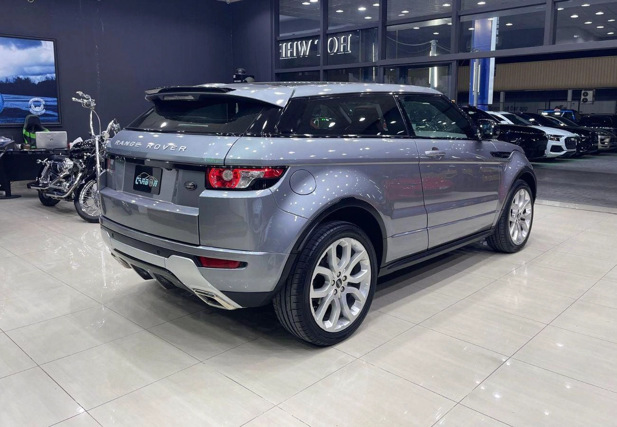 Land Rover Range Rover Evoque STD Dynamic Plus 2.0L (3 Door)-7-7