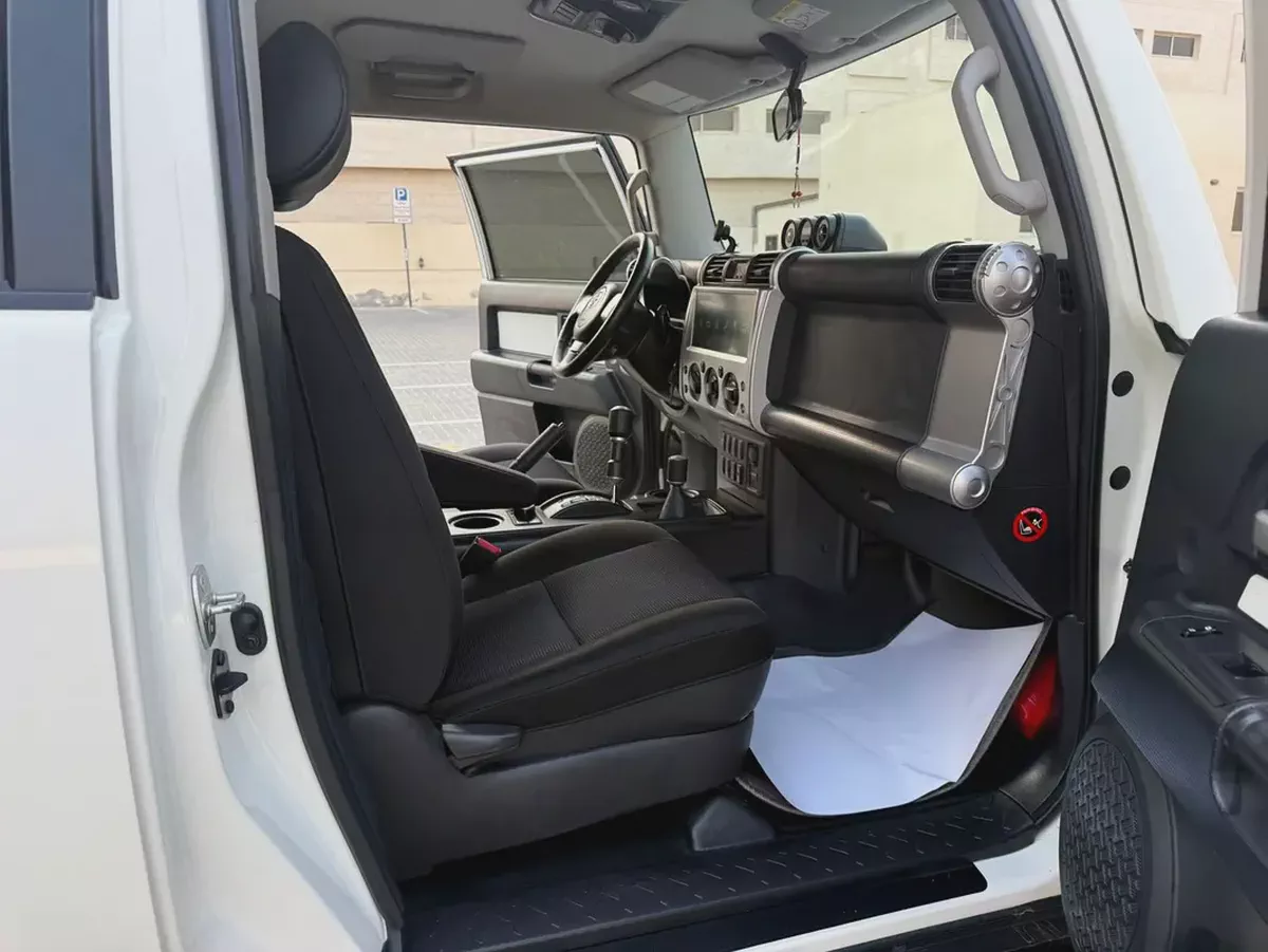 Toyota FJ CRUISER 2022 V6 4.0L Original paint Accident Free-10-10