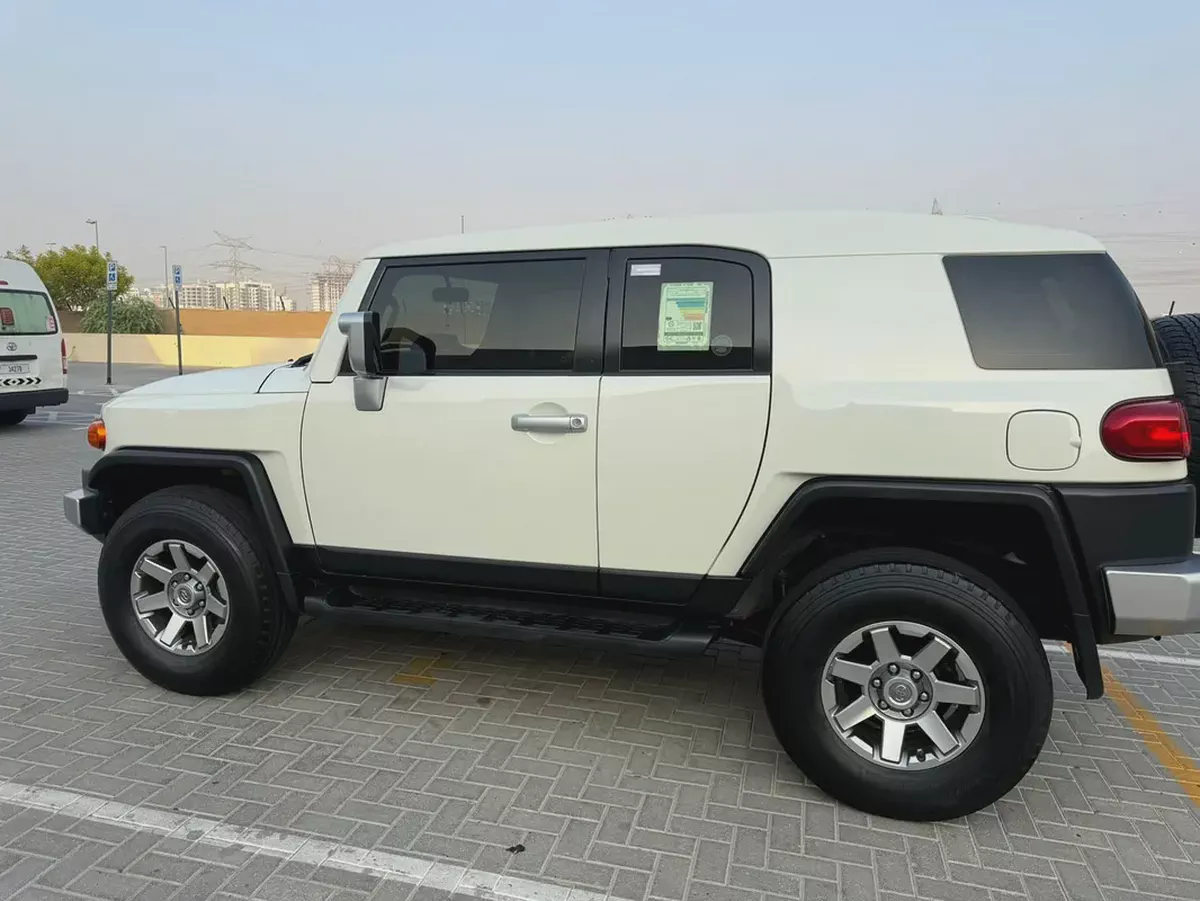 Toyota FJ CRUISER 2022 V6 4.0L Original paint Accident Free-6-6