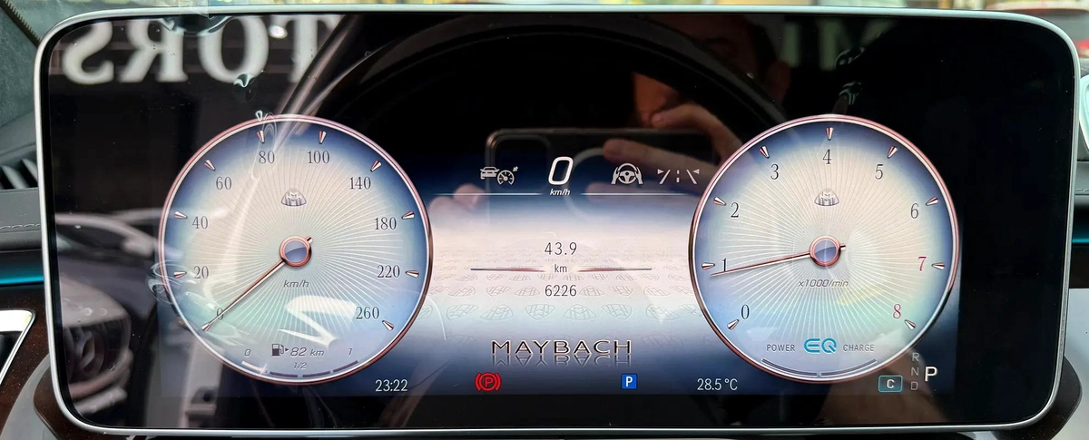 Mercedes S580 Maybach-18-18