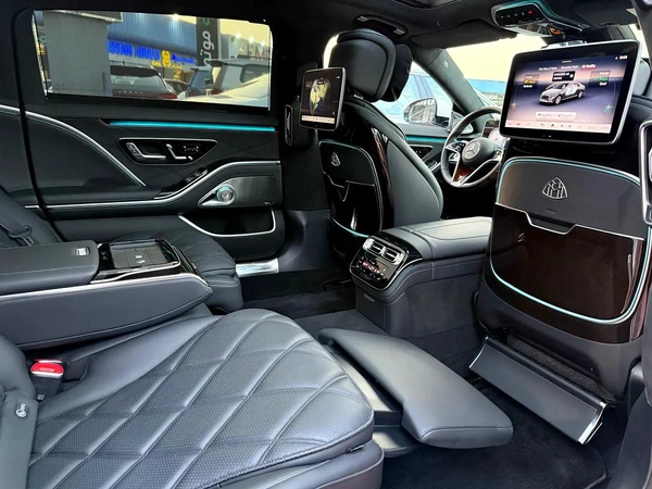 Mercedes S580 Maybach