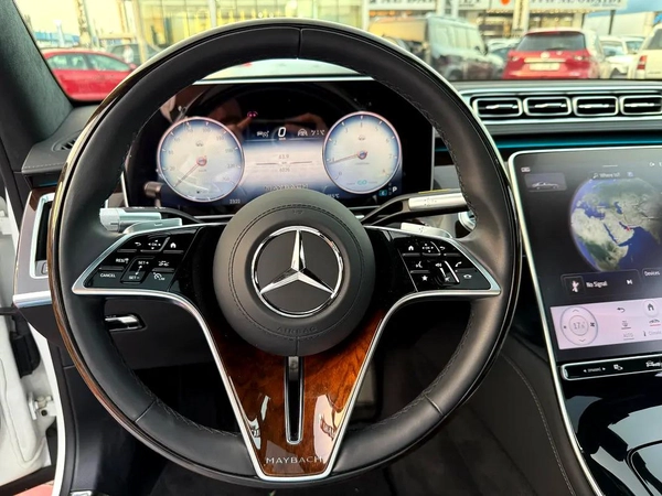 Mercedes S580 Maybach