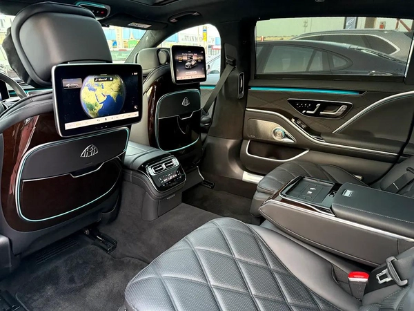 Mercedes S580 Maybach