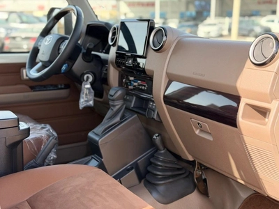 Toyota Land Cruiser Pick Up Toyota Land Cruiser LC79 DC Full option Oman spec 2026-6