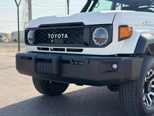 Toyota Land Cruiser Pick Up Toyota Land Cruiser LC79 DC Full option Oman spec 2026