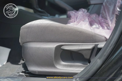 TOYOTA COROLLA 1.6L XLI MODEL 2026 GCC SPECS (CRUISE CONTROL + PARKING SENSORS)-12